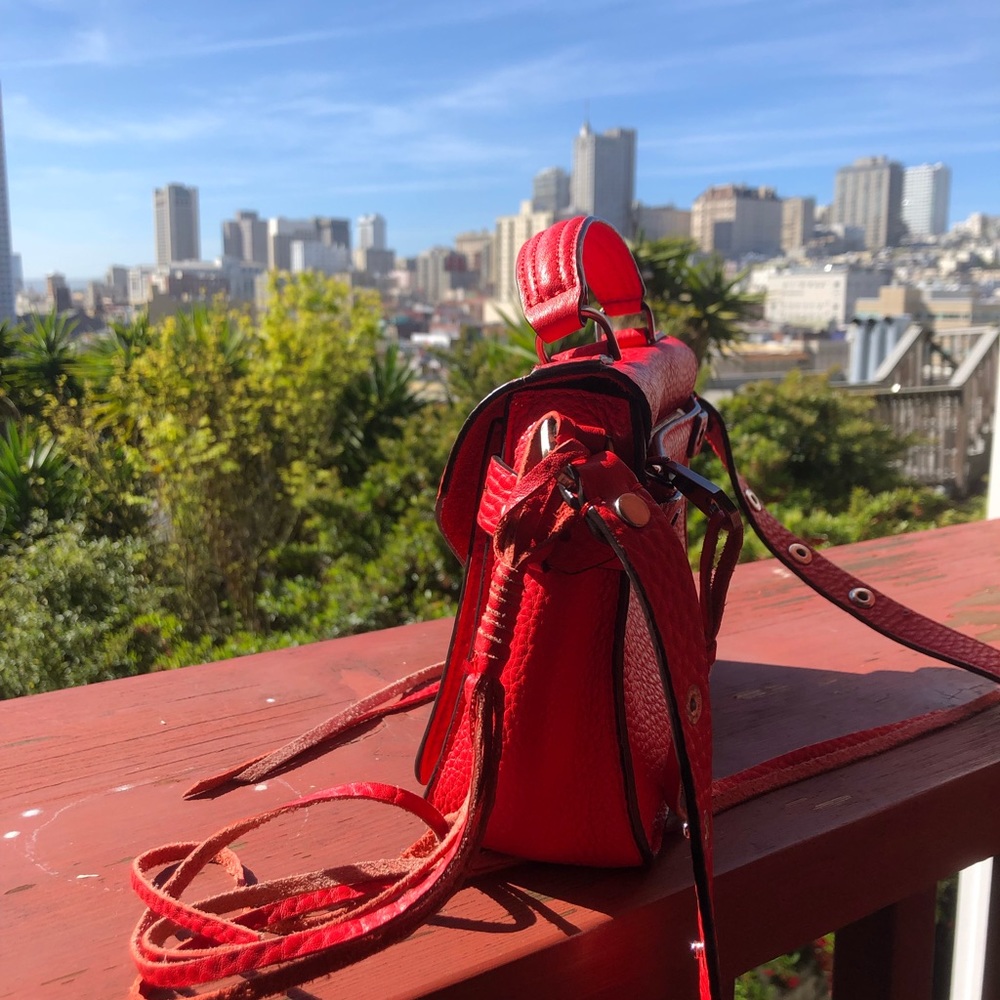 Red leather bag - Picture 5 of 5
